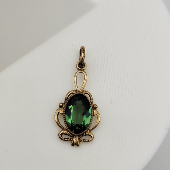 Vintage "Likely" Antique Faceted Green Gemstone Gold Filled Unsigned Pendant - Picture 3 of 12